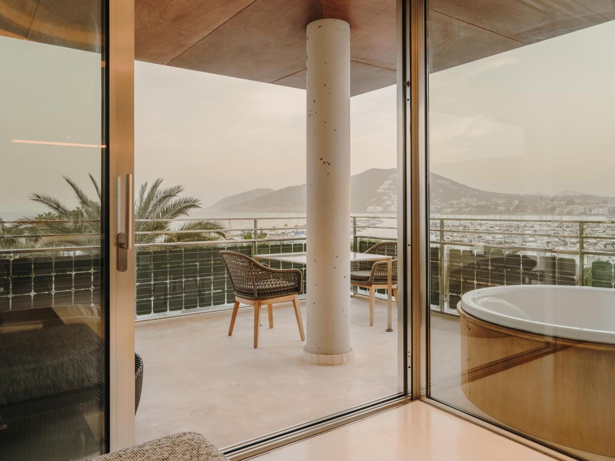 Aguas De Ibiza Grand Luxe Hotel - Small Luxury Hotel Of The World Santa Eularia des Riu Exterior photo